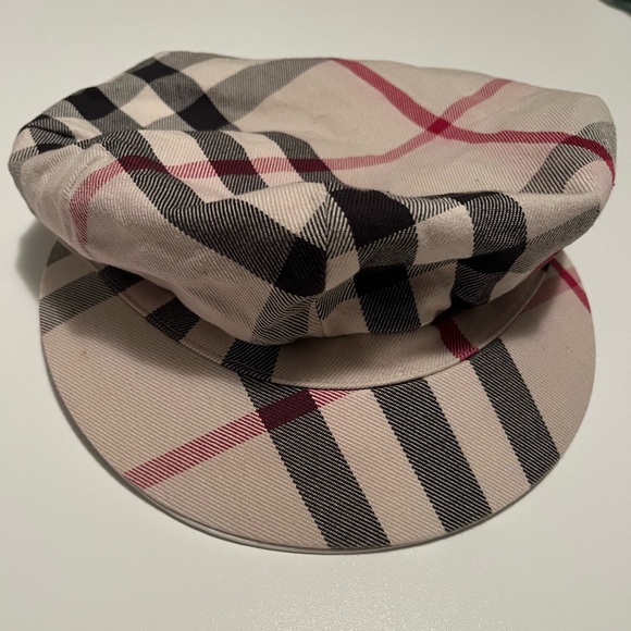 Burberry Accessories - Burberry Newsboy Cap